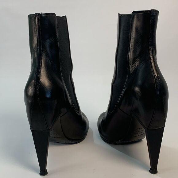 Nicholas Kirkwood black leather round toe high heels Booties 36.5 EUC - Picture 8 of 16